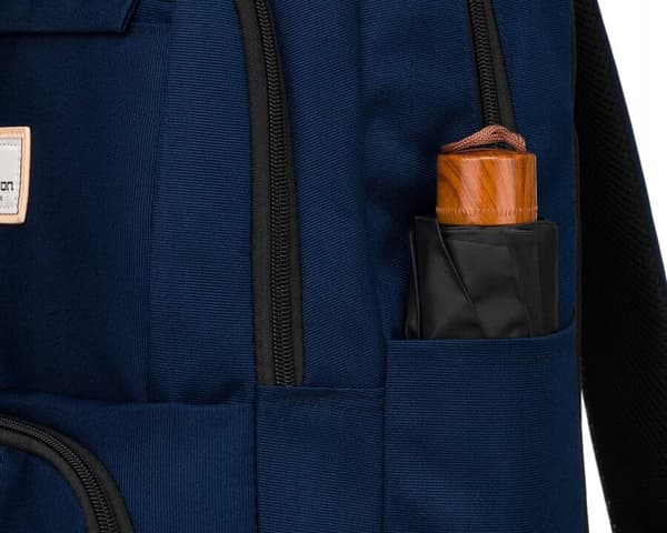 Městský batoh z polyesteru s prostorem pro notebook - Peterson
