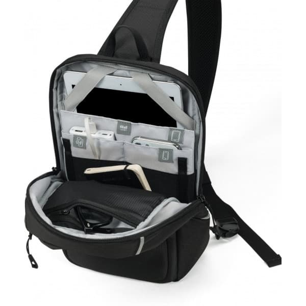 Dicota Sling Bag Reflective -axelväska, svart