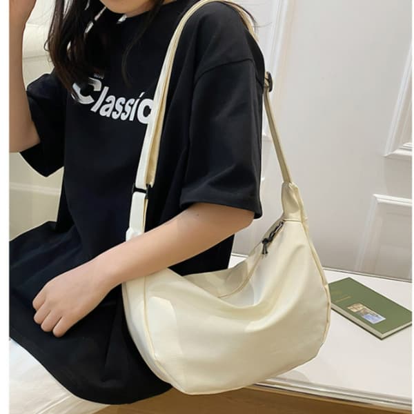INF Crossbody-veske med justerbar stropp - Stilig og kompakt
