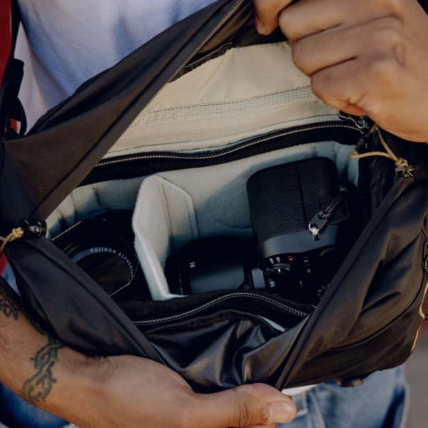 Peak Design Outdoor Sling 7L - crossbody bag, svart