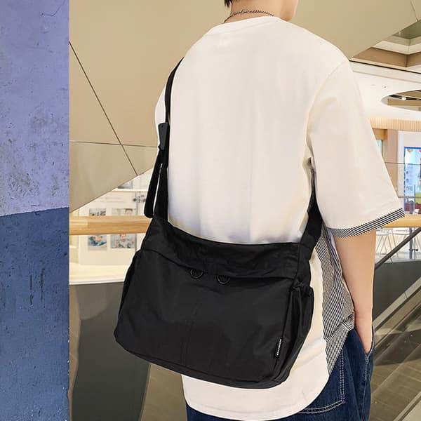 INF Grå Skulderveske - Romslig og Stilig Canvas Tote