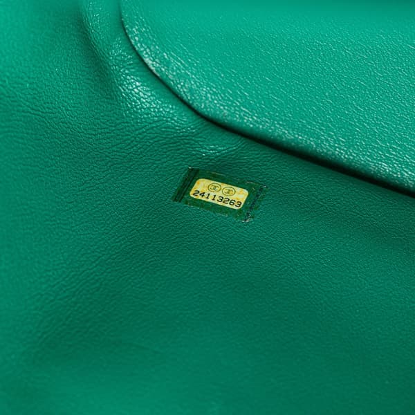 Pre-owned Chanel Caviar Business Affinity Backpack Green