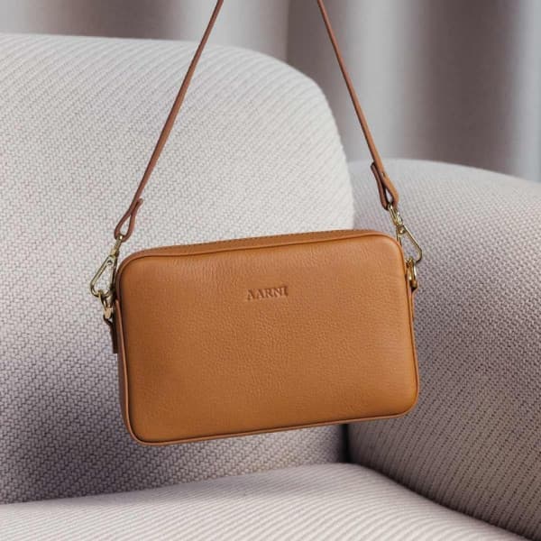 Aarni Large Crossbody Bag -axelväska, konjak/koppar