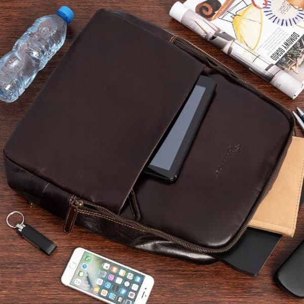 Läderryggsäck för laptop 15.6 business stor A4 rymlig brun Beltimore