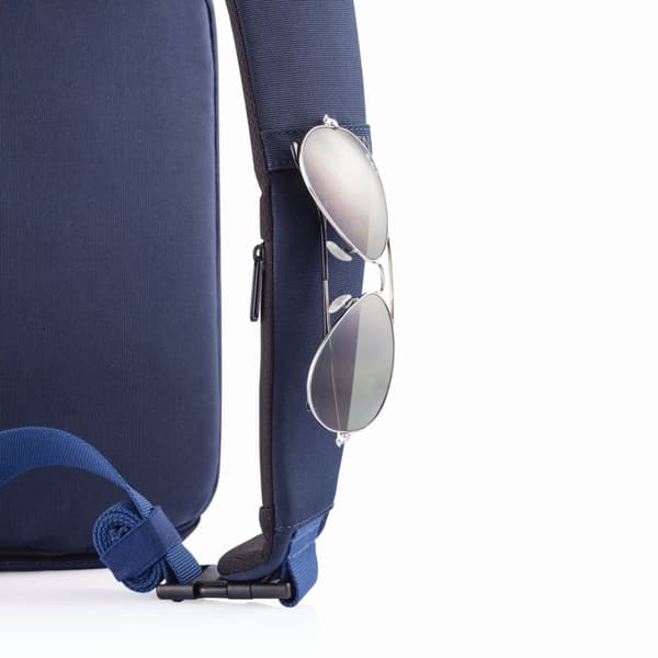 XD DESIGN STÖLDSIKRING RYGGSÄCK BOBBY SLING MARINBLÅ ART.NR: P705.785