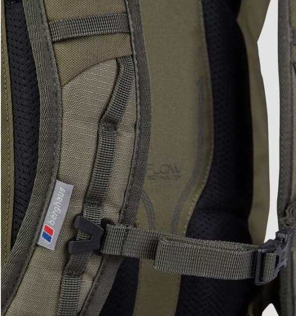 Berghaus Arrow 30L Reppu Tummanvihreä Avalanche Reppu