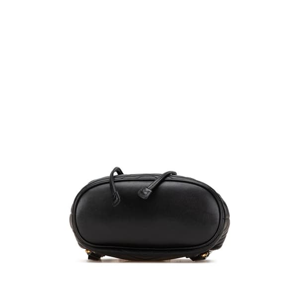 Pre-owned Gucci GG Marmont Matelasse Calfskin Backpack Black