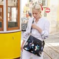 Miniatyrbild 2 av 4: Travelon - 43495-50C - Mixte Addison Antivrås Bag, Midnight Floral, One Size