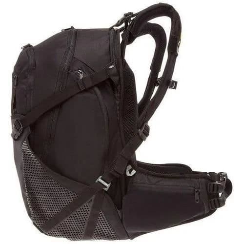 Ryggsäck - Ergon - BX4 Evo - 30 liter - Svart - Anpassningsbar för varje cyklist