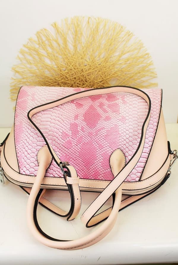 Agélii Fashion - Elegant shoulder & handbag in pink color