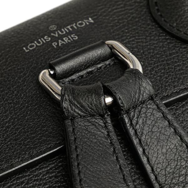 Pre-owned Louis Vuitton Taurillon Lockme Backpack Black
