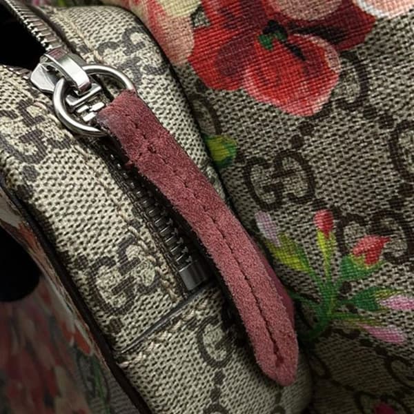 Pre-owned Gucci Small GG Supreme Blooms Single Buckle Backpack Brown