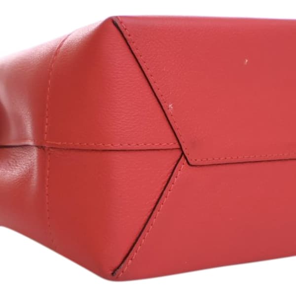 Pre-owned Louis Vuitton Calfskin Lockme Backpack Red