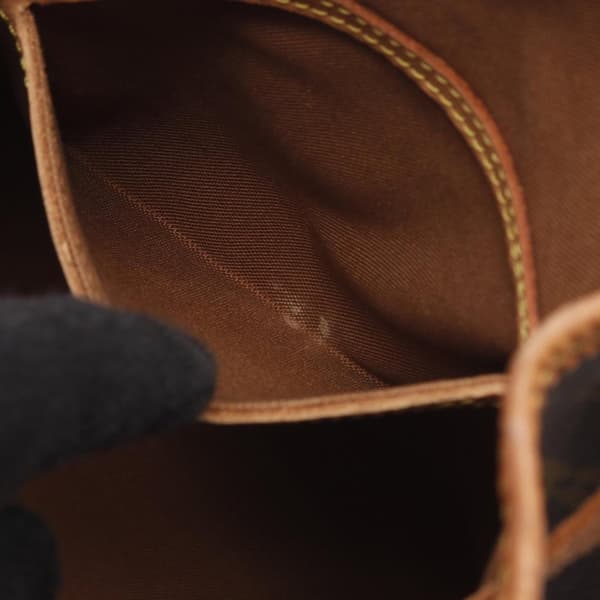 Pre-owned Louis Vuitton Monogram Montsouris MM Brown