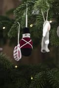 Miniatyrbillede 2 af 2: Juletræspynt - 4 x garder i stof - FØR 156,-