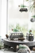 Miniatyrbillede 2 af 2: Juletræspynt - bil med juletræ på taget