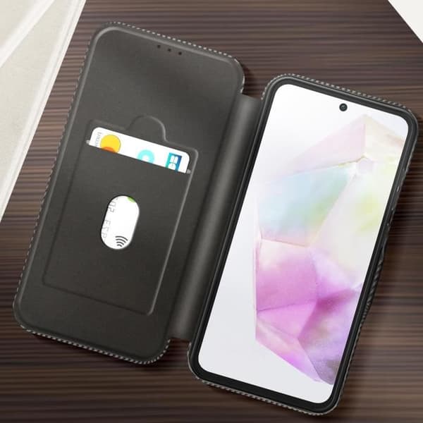 Samsung A35 Fodral i Kolfiber med Videostöd och Ant-RFID Svart