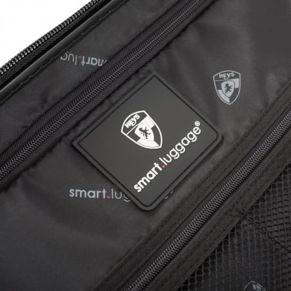 Heys Smart Luggage 53 cm - resväska, svart
