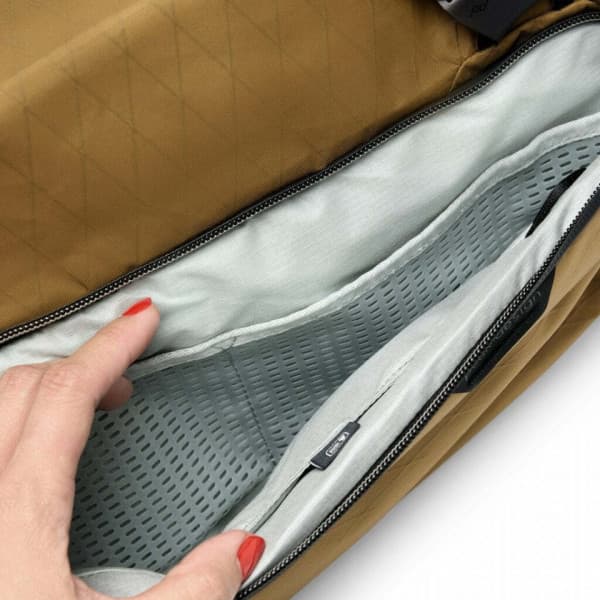 Peak Design Travel Duffel 35L - duffelväska, sandbrun