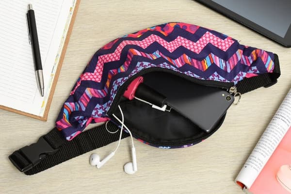 Naisten vyötärölaukku violetti BELTIMORE