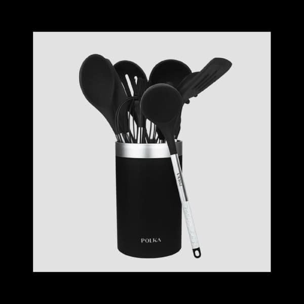 Cecotec Set of 9 utensils, with black head, coated with soft touch and steel handle in light wood tone. The main materials consist of silicone, nylon