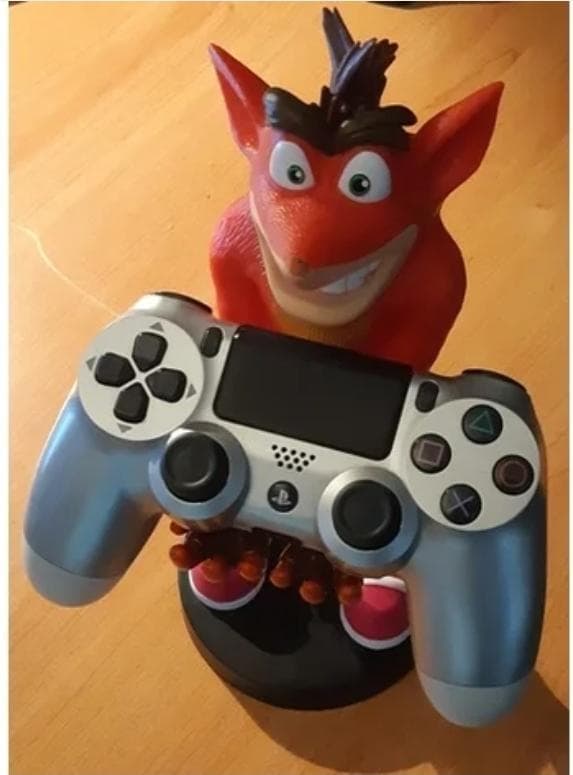 crash bandicoot - controller and phone holder