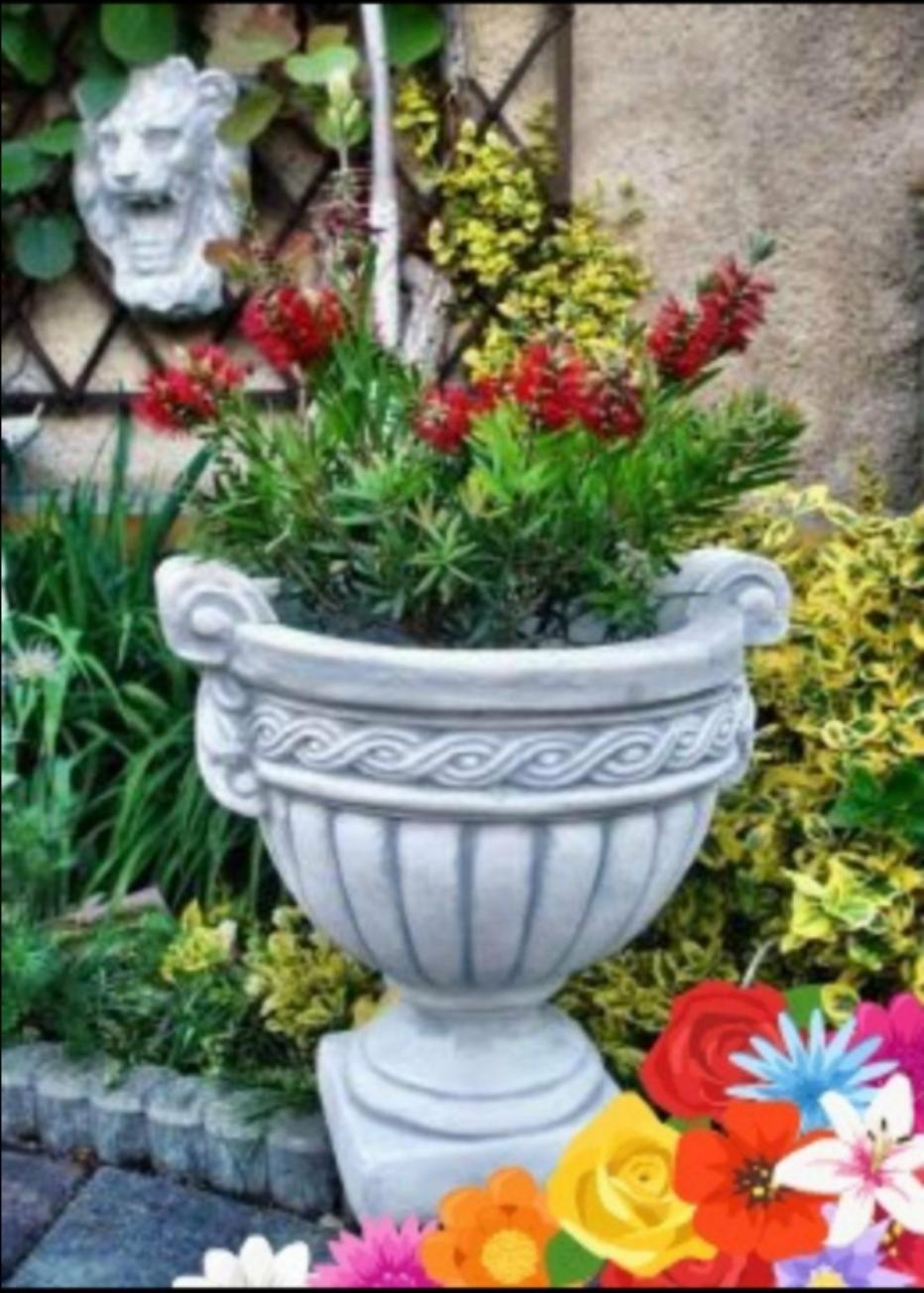 XL: 25cm High, Amazing Flower pot mold for casting, decorative. 4 sizes availab