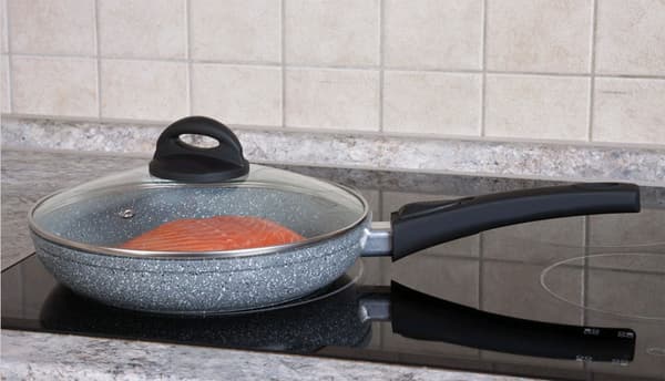 Stekpanna med keramisk beläggning Stonite 24 cm med avtagbart handtag + löstagbart lock