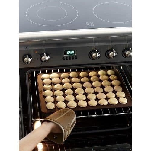 Macaron Bakning Set: Silikon Macaron Mat - 38,3x28,5cm | PLUS Trimmunstyckesverktyg