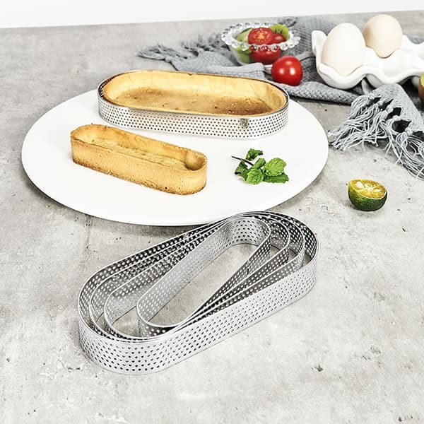 Form tartletkant perforerad 15x5xh2cm oval tartkant