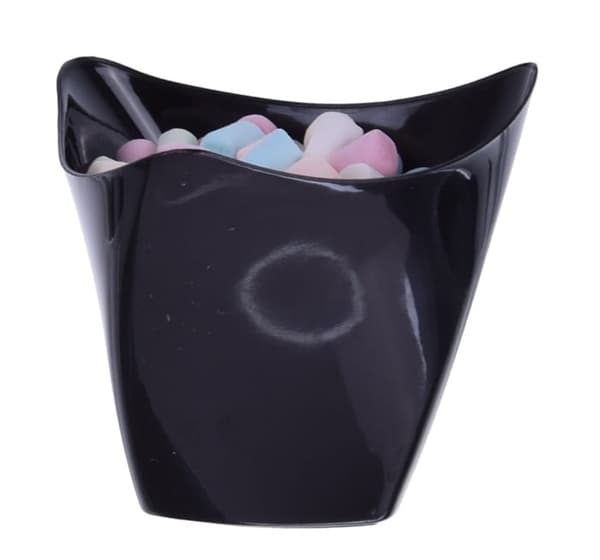 Plastik dessertkopper med drejekant, SORT 170 ml/25 stk. kopper