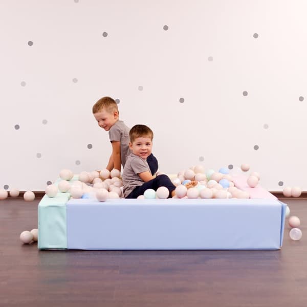 IGLU Soft Play Bollhav Montessori Motorik för småbarn 1-5 år