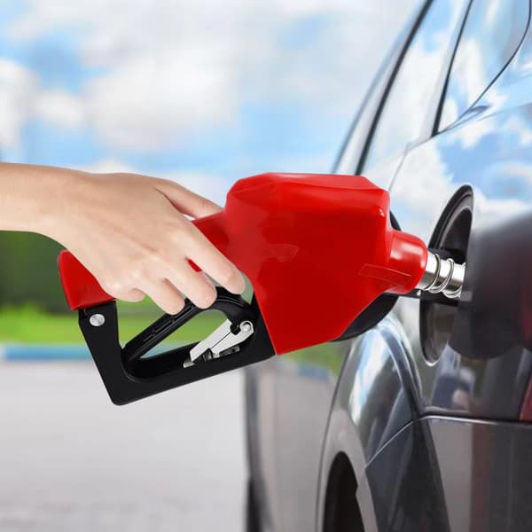 Självprimande dieselpump, Max lyfthöjd 7 m, Max tryck 42 PSI, Ljudnivå 70 dB,45L Per Min