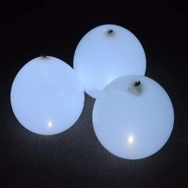 LED Light Up Ballonger Vit Perfekt för födelsedagsfest Kväll Bröllop Olika festivaler Dekoration 50 stycken