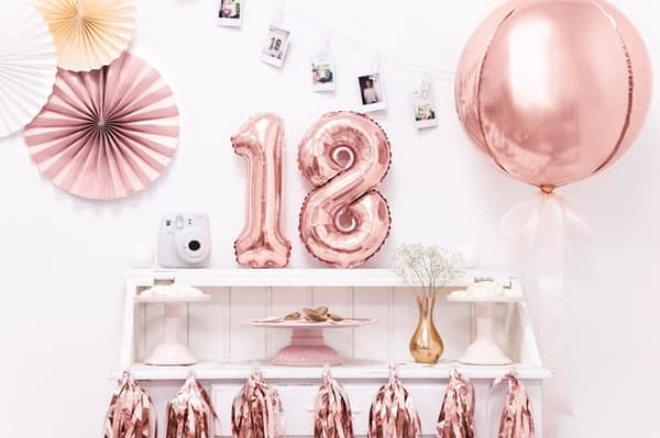 Folieballong nummer "8" roséguld 35 cm