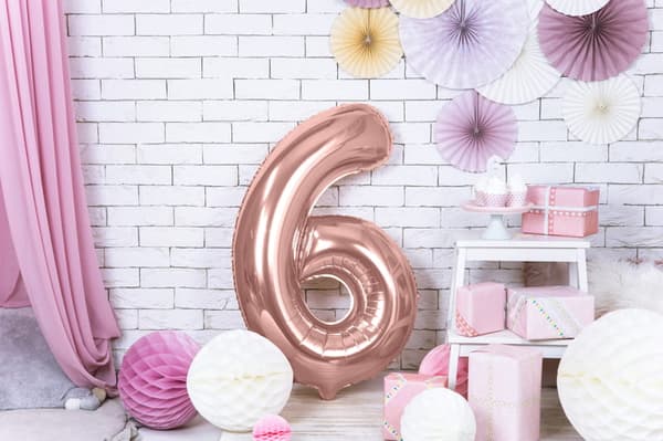 Folieballong nummer "6" roséguld 86 cm