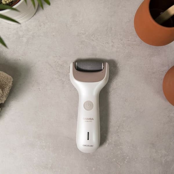 Elektroninen jalkojen kovan ihon poistaja Cecotec Bamba Skincare Silky 800 mAh