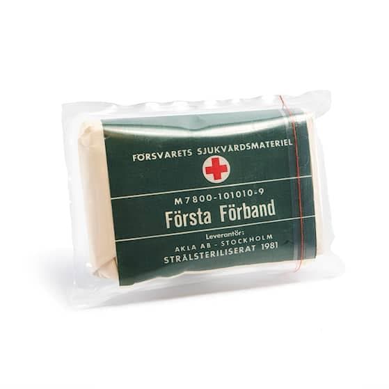 FÖRSVARETS FÖRSTA FÖRBAND, First Aid, förts hjälpen, gasbinda, kompress ...