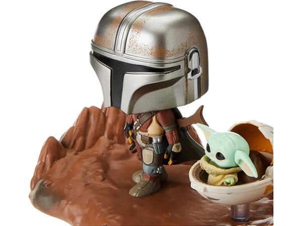 POP! Movie Moments: Star Wars: The Mandalorian - Mandalorian with the Child Vinyl Bobble-Head