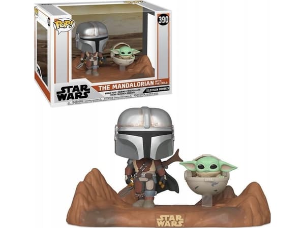 POP! Movie Moments: Star Wars: The Mandalorian - Mandalorian with the Child Vinyl Bobble-Head