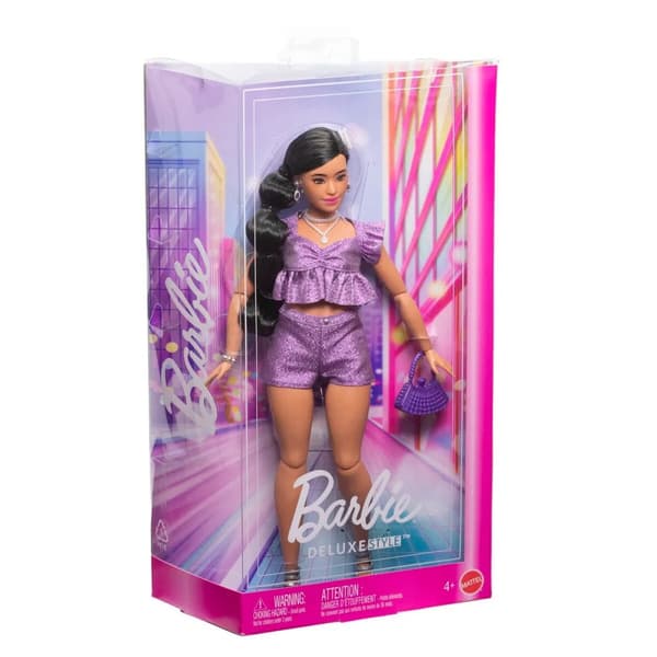 Barbie Deluxe Style Docka Lila Shorts Indian no8