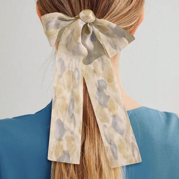 Chouchou Foulard Lång för Hår i Siden med Knut Tryckt Ren Beige Beige