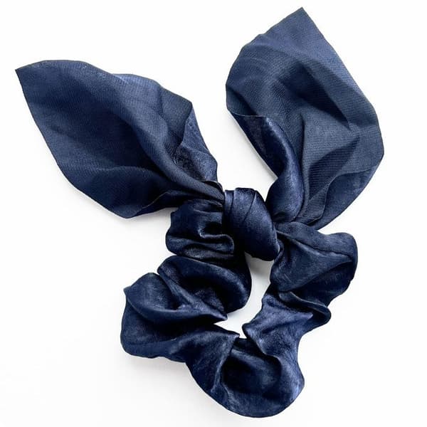 Chouchou Foulard Kort för Hår i Satin Elegant Blå Marin