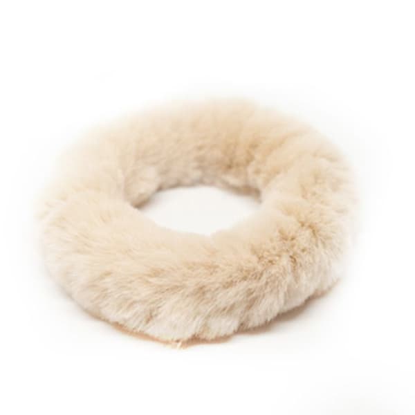 Chouchou Klassisk för Hår i Ljus Beige Fuzzy Päls