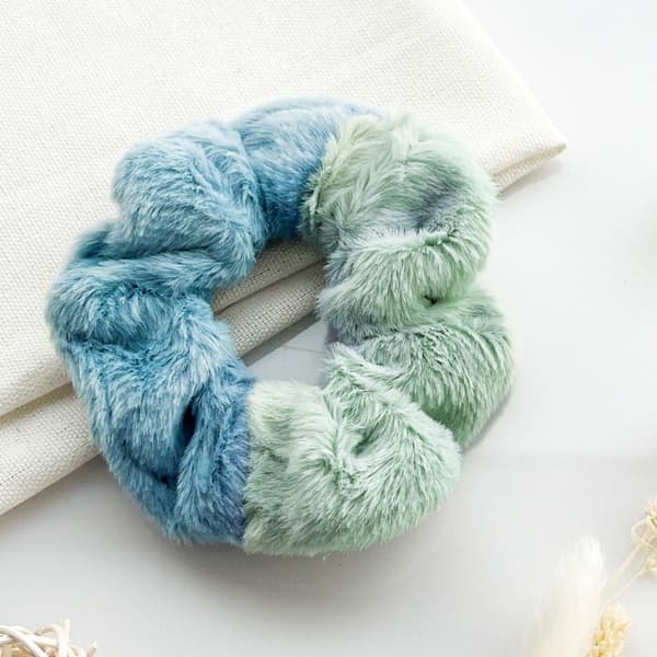 Chouchou Plysch för Hår i Minky Fluffy Duo Cosy Blå och Grön Grön