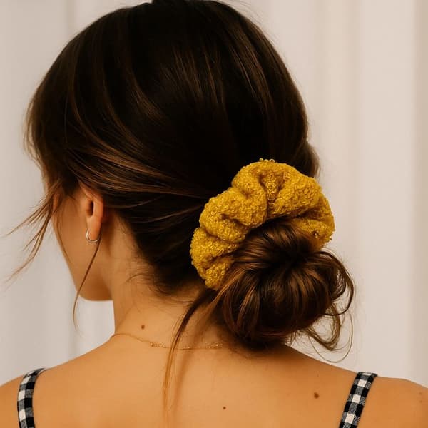 Chouchou i mjuk och chic chenille för hår, gul