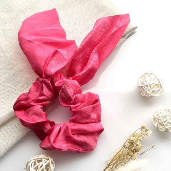 Chouchou Foulard Kort för Hår i Satin Elegant Fuchsia Fuchsia