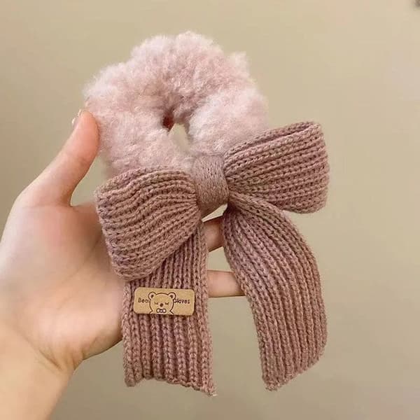 Chouchou Duveteux för Hår i Fuskpäls och Stickad Mysig Knut Rosa Rosa