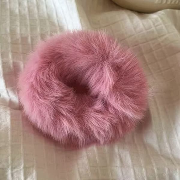Chouchou Klassisk för Hår i Falsk Pälsgar Fluffy Mjuk Rosa Rosé