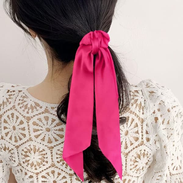 Chouchou Long Foulard för Hår i Satin med Dubbelt Volangknut Fuchsia Fuchsia